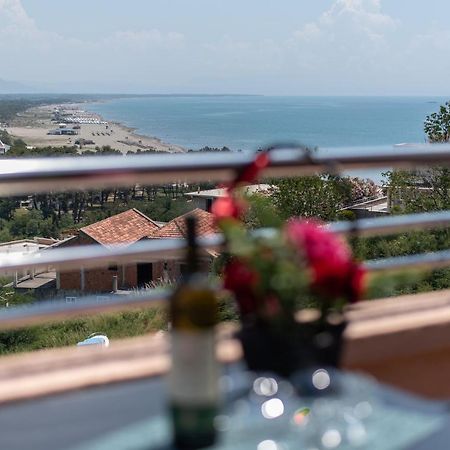 Apartments Villa Egzon 울친 외부 사진