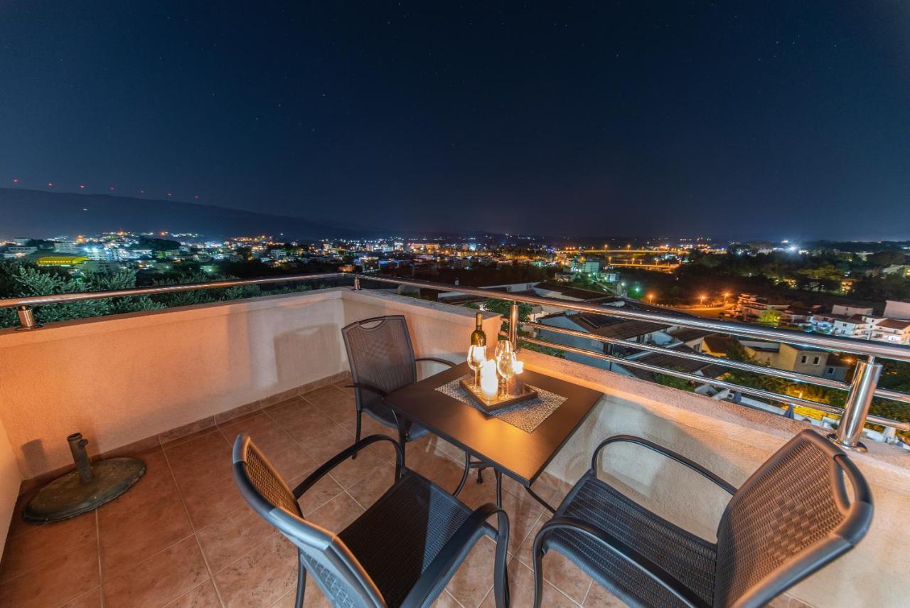 Apartments Villa Egzon 울친 외부 사진
