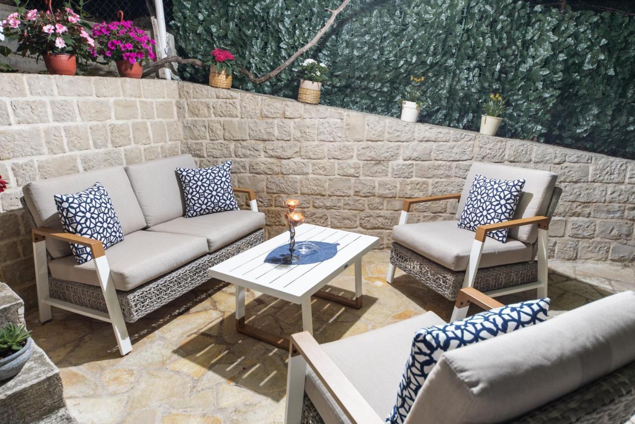 Apartments Villa Egzon 울친 외부 사진