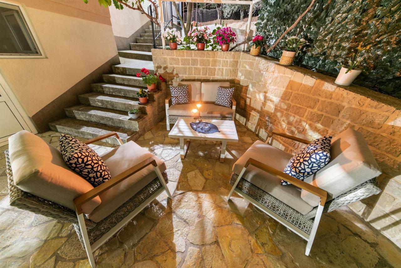 Apartments Villa Egzon 울친 외부 사진