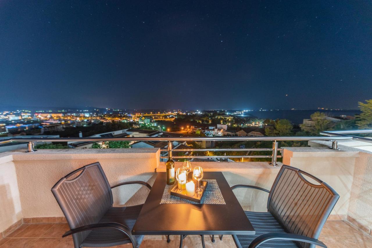 Apartments Villa Egzon 울친 외부 사진