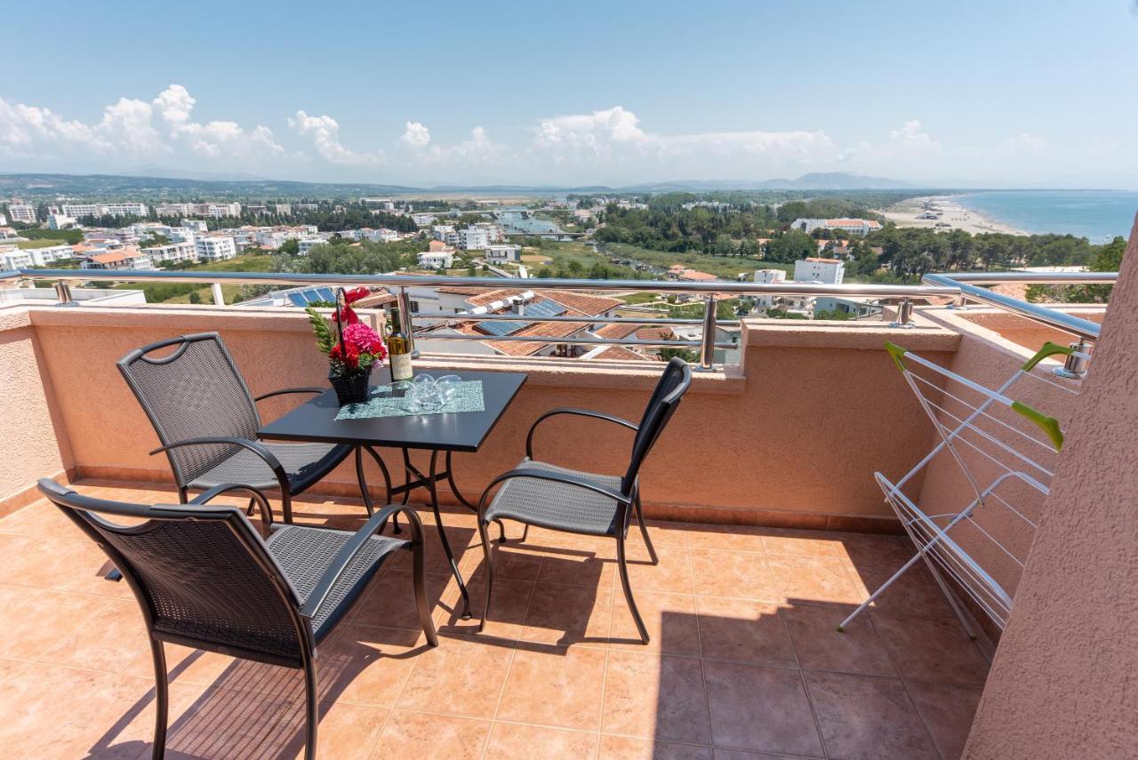 Apartments Villa Egzon 울친 외부 사진