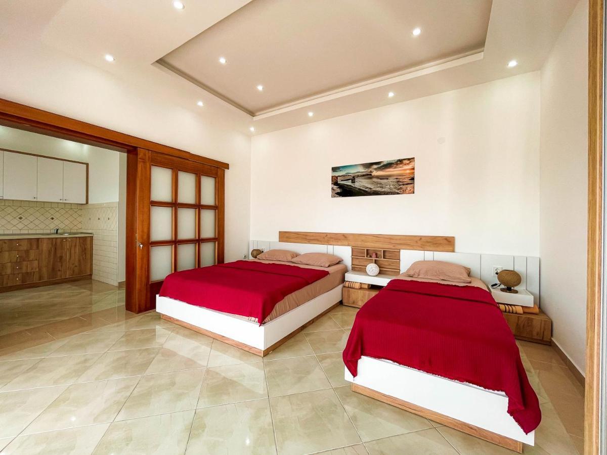 Apartments Villa Egzon 울친 외부 사진